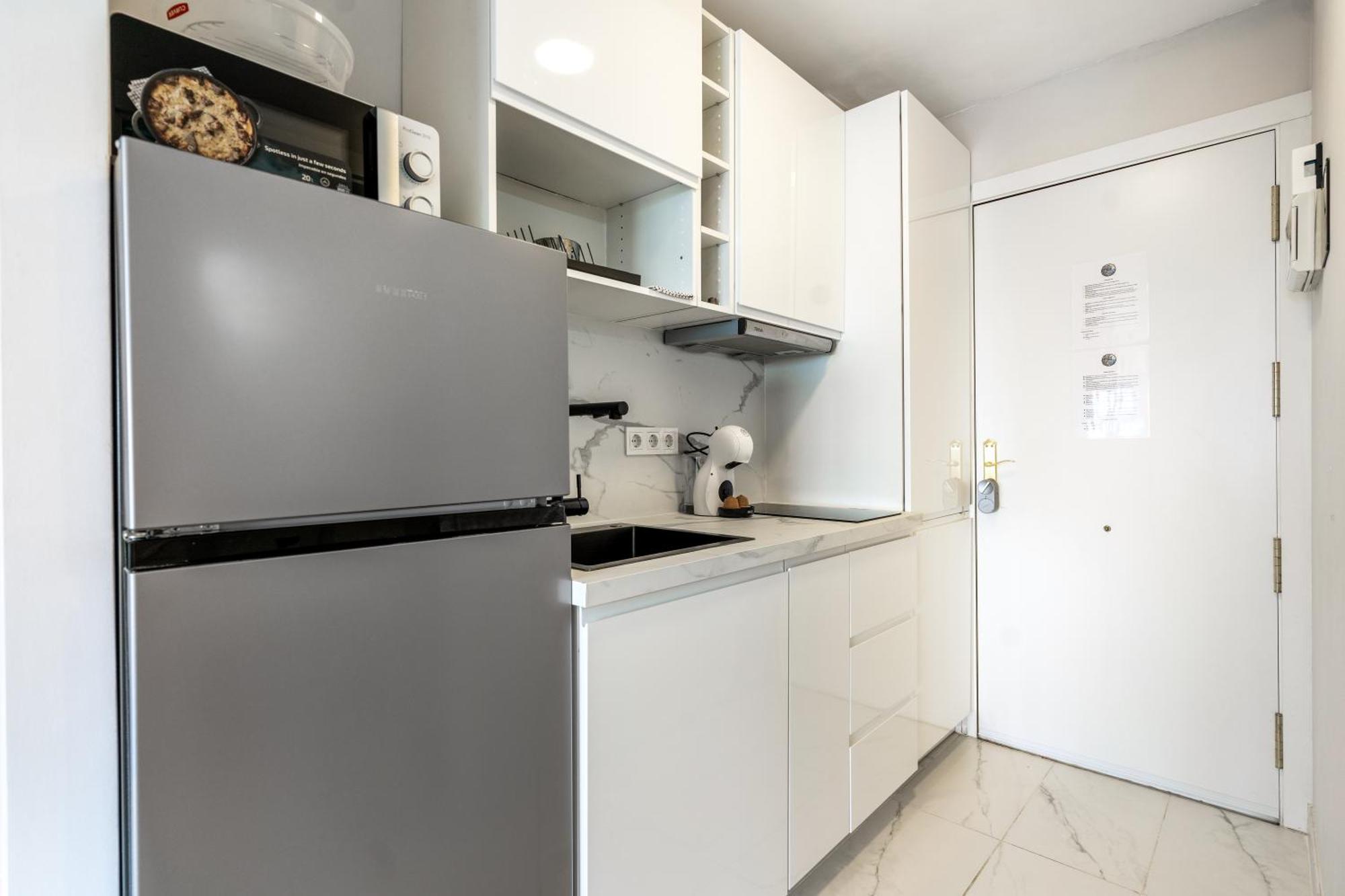 Modern Studio Apartment With Sea Views 5 Min From The Beach Sitio de Calahonda Eksteriør bilde