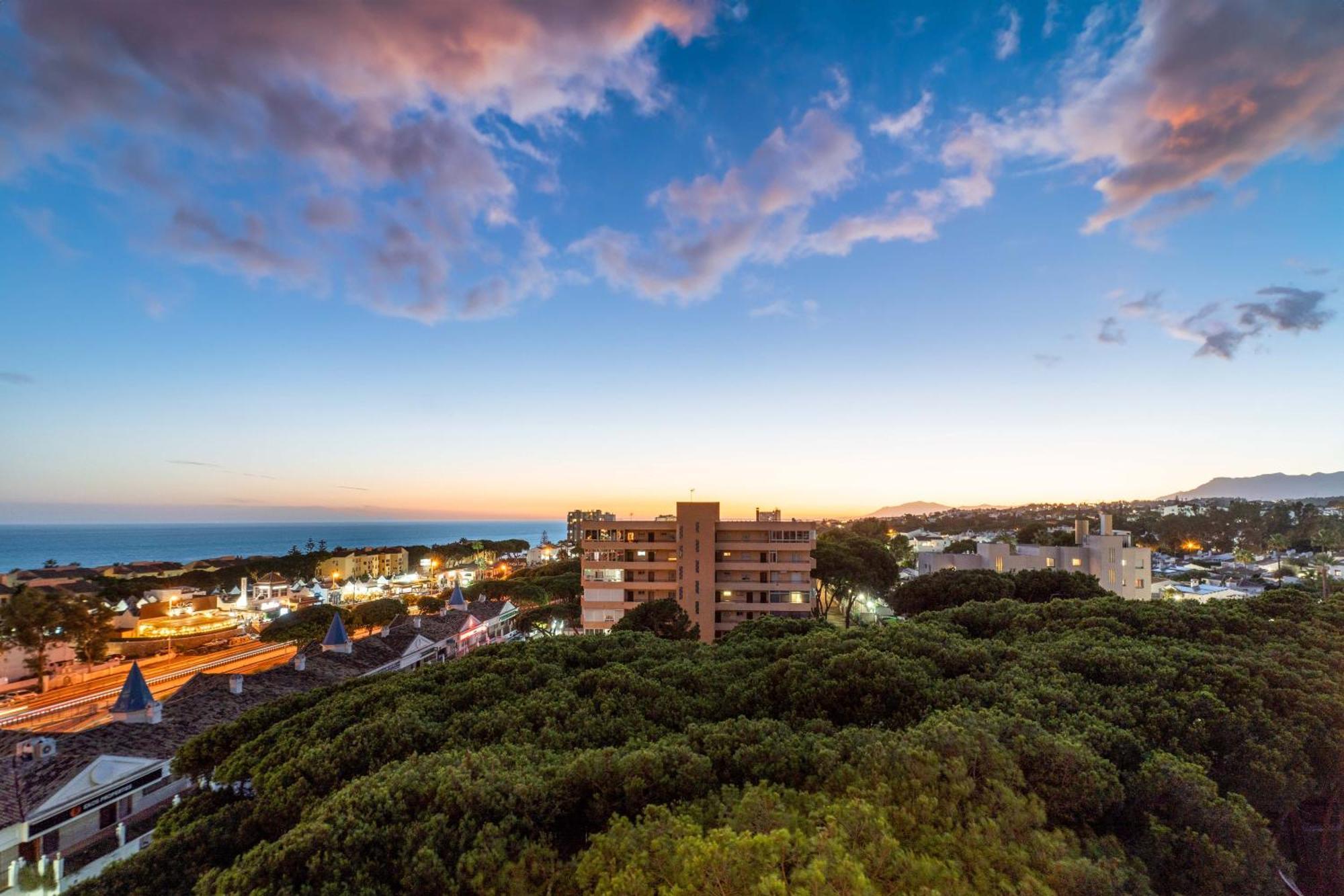 Modern Studio Apartment With Sea Views 5 Min From The Beach Sitio de Calahonda Eksteriør bilde